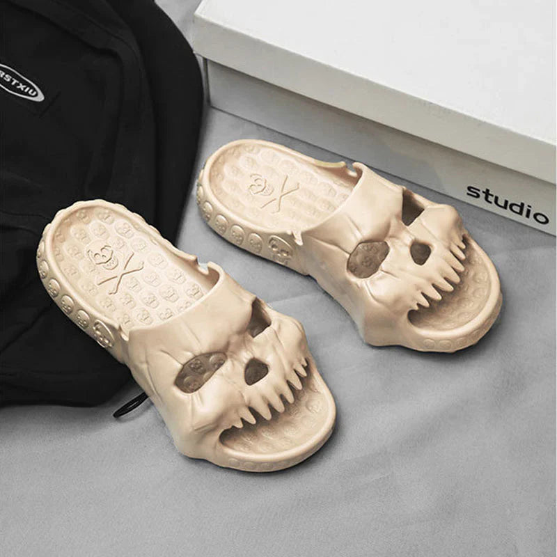 SkullFlops™ - Slippers met doodshoofd ontwerp